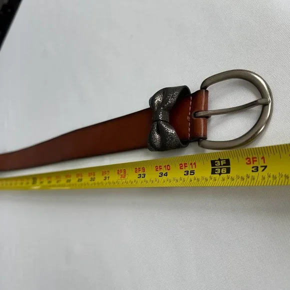 Small Metallic Bow Silver Buckle Brown Leather Belt Country Western Shimmer - Picture 2 of 5